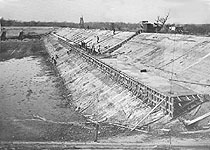 White Rock Lake Dam  -  Construction 1911